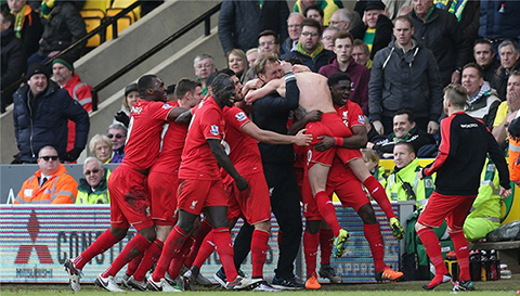 凯恩回应与巴萨传闻：我没和任何人接触，现在在拜仁很开心（凯恩澄清巴萨传闻：未与任何人接触，目前在拜仁很开心）