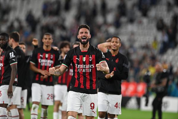 FC26美丽足球：维蒂尼亚、德容领衔，金外脚背夸雷斯马在列（FC26美丽足球盘点：维蒂尼亚、德容领衔，外脚背大师夸雷斯马入选）