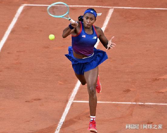 Here we go！罗马诺：国米签下21岁中锋邦尼 转会费总价2600万欧